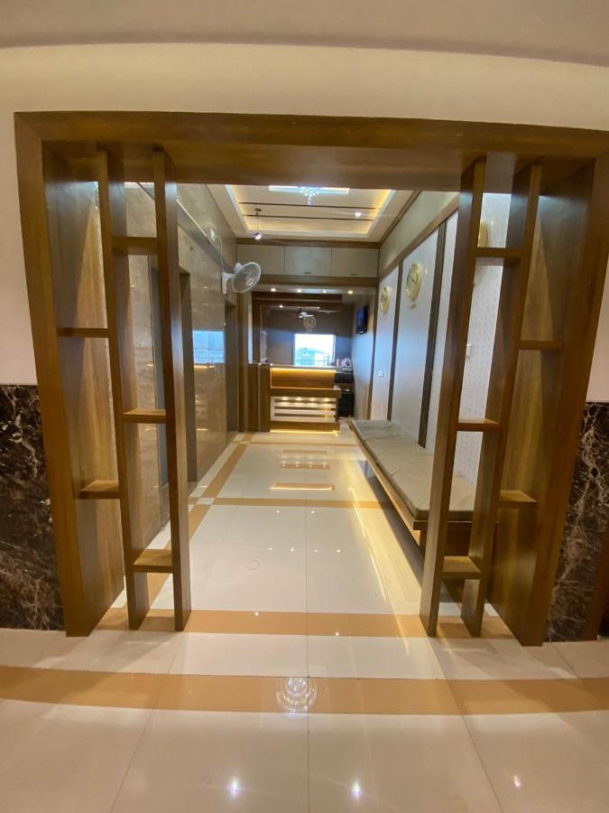 Hotel Bkc Crown - Near Trade Centre, Visa Consulate Mumbai Eksteriør bilde