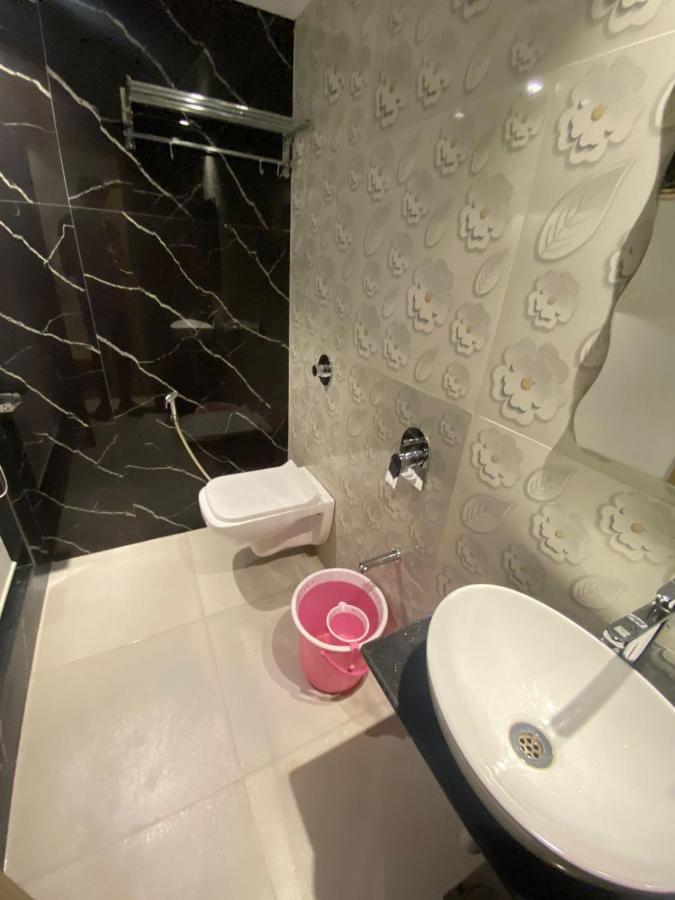 Hotel Bkc Crown - Near Trade Centre, Visa Consulate Mumbai Eksteriør bilde