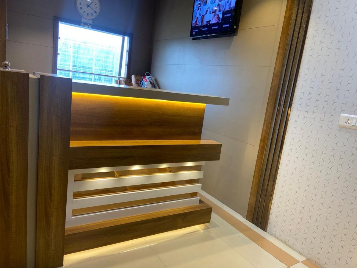 Hotel Bkc Crown - Near Trade Centre, Visa Consulate Mumbai Eksteriør bilde