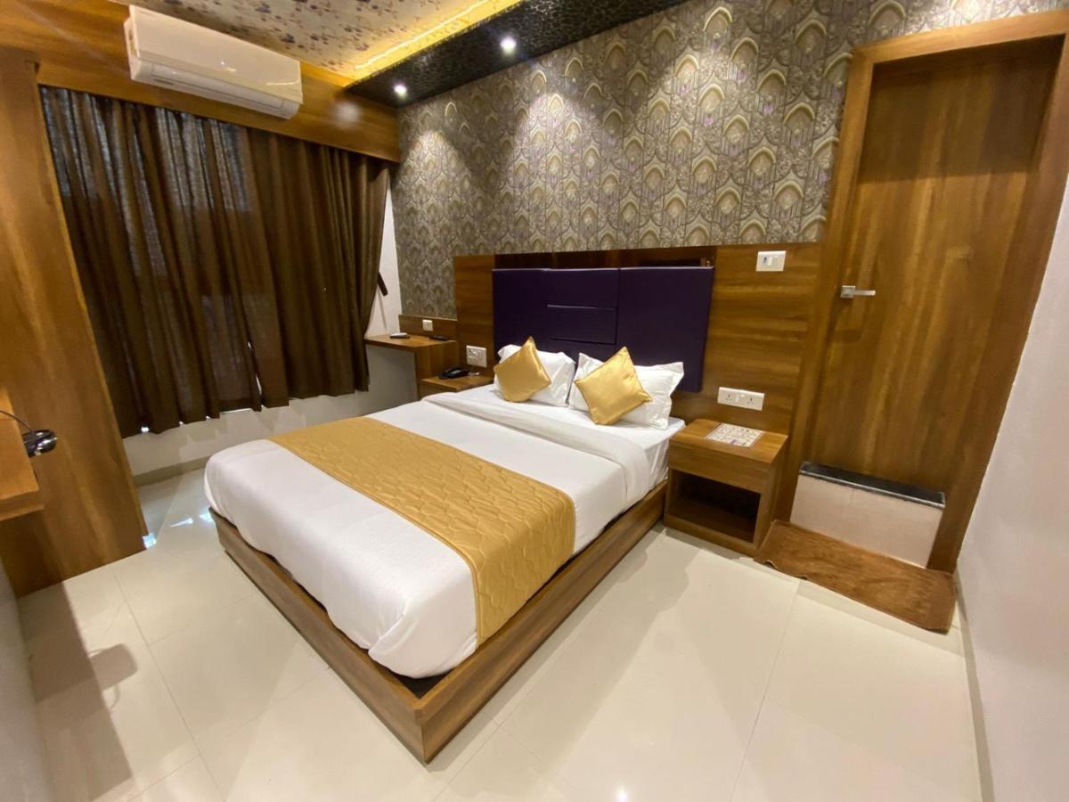 Hotel Bkc Crown - Near Trade Centre, Visa Consulate Mumbai Eksteriør bilde